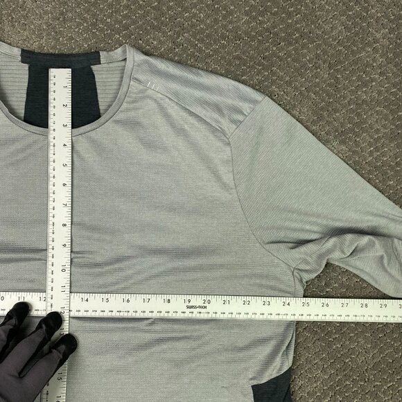 Lululemon Fast Free Shirt Men's XL Gray Black Reflective Long Sleeve Running Gym - Picture 9 of 14